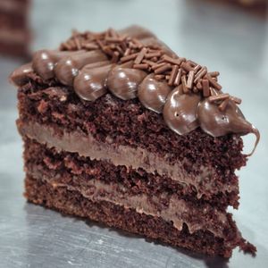 imagem do produto Fatia de Bolo Chocolatudo