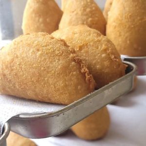 imagem do produto Rissoles de frango c/ catupiry 