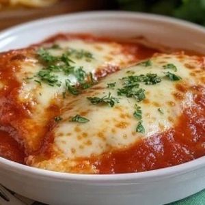 imagem do produto FRANGO À PARMEGIANA