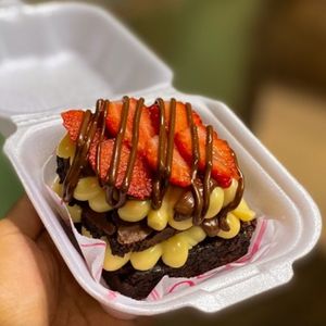 imagem do produto Brownie Ninho com Nutella e Morango
