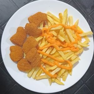 imagem do produto Porção Kids: BATATA, CHEDDAR, 6 NUGGETS