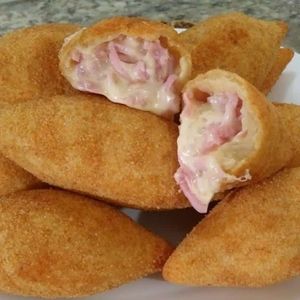 imagem do produto Risole de queijo com presunto 