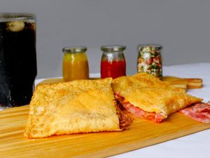 imagem do produto Salame com Catupiry e mussarela