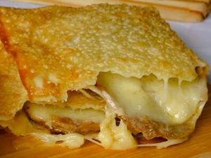 imagem do produto 1 hamburguer com mussarela e frango