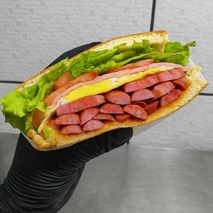 imagem do produto 2 Xis Salada tradicional ou calabresa na chapa+ Batata frita com Catupiry