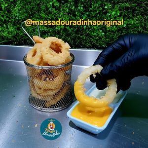 imagem do produto 5 anéis de cebola+ Potinho de molho Cheddar cremoso grátis 🥨