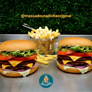 imagem do produto 2 hambúrguer duplo+ Coca Cola 2lts+ Batata frita com catupiry+ Maionese verde 🌱