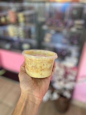imagem do produto Bolo no pote de Delícia de Ninho com Abacaxi