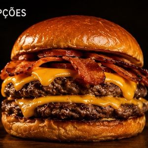 imagem do produto (Caucaia) Pão brioche macio, 2 blend de maminha 150g , queijo cheddar derretido , Fatias de bacon, calabresa fatiada e frango desfiado e a famosa maionese temperada da casa , SALADA È OPCIONAL!