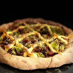imagem do produto Pizza de brócolis com bacon