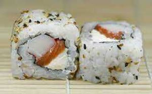 imagem do produto URAMAKI SALMAO E KANI 05 UND