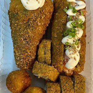 imagem do produto COMBO TEMAKI 1 (1 temaki hot/1dog/5hot/2 Boll