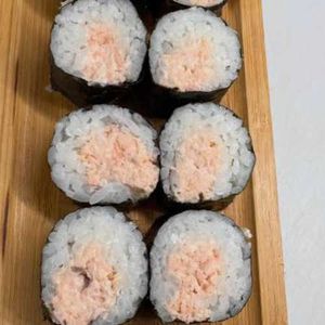imagem do produto HOSSOMAKI SALMÃO SELADO 8UN