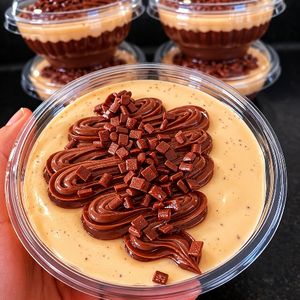 imagem do produto Torta no pote maracujá com brigadeiro