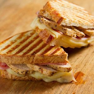 imagem do produto MISTO COM FILÉ DE FRANGO