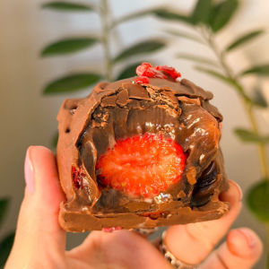 imagem do produto BIG BOMBOM DE BRIGADEIRO CRAVEJADO  