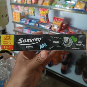 imagem do produto Creme Dental Sorriso - Carvão Ativado