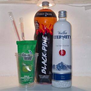 imagem do produto Combo Vodka Eternity 900ml