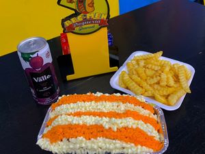 imagem do produto Combo Doggie Junior Completo + fritas média +refri lata