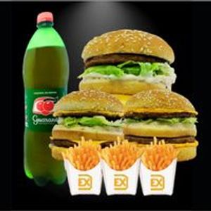 imagem do produto COMBO 4.3 : FAMILIA 3 (3 Big + 3 Batatas + 1 Refrigerante 1,5 L)