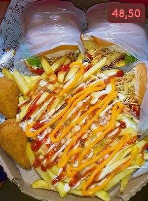 imagem do produto 2 Coxinhas/ Batata GG/ 3 Hambúrguer 
