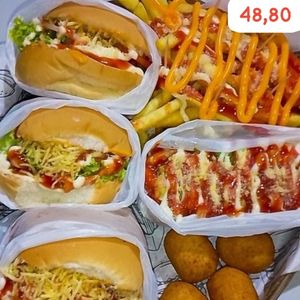 imagem do produto 3 Hambúrguer/ Hot Simples/Batata P/ 4 Bolinho/ 