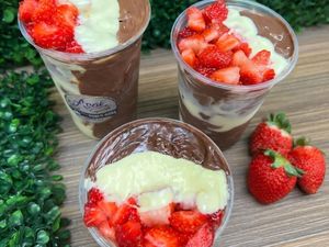 imagem do produto Combo dos Sonhos 3 Copos 500ml (Creme Ninho + Creme de Avelã + Morango)