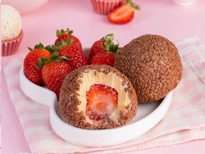 imagem do produto Brigadeirão morango/Ninho