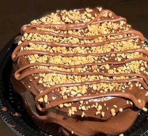 imagem do produto Bolo Vulcão Ferrero Rocher