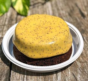 imagem do produto Vulcão chocolate com brigadeiro de Maracuja