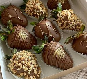 imagem do produto Morangos De Chocolate