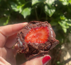 imagem do produto Morango Cravejado Chocolate