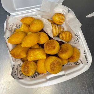 imagem do produto Combinho 35 salgadinhos + 5 churros