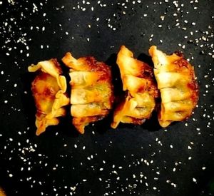 imagem do produto Guioza Shinjuku (Pastelzinho Japonês - 4 unidades)