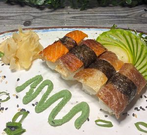 imagem do produto Sushi de Skin | 6 peças