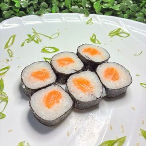 imagem do produto Hossomaki de Salmão | 12 peças