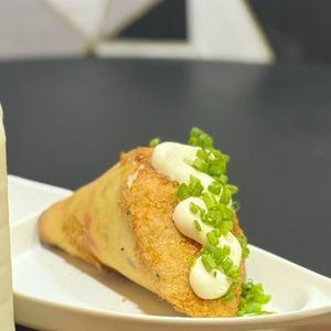 imagem do produto 1 Hot harumaki salmão 