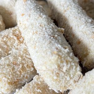 imagem do produto ENROLADO DE SALSICHA COM QUEIJO 120G