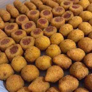 imagem do produto SALGADOS PARA FESTA FRITOS ( MEIO CENTO)