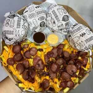 imagem do produto 4 X TUDÃO RAIZ,  BATATA FRITA COM CHEDDAR E CALABRESA 