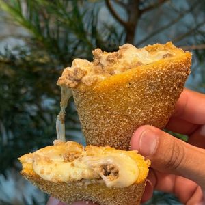 imagem do produto Risoles de Carne com queijo 
