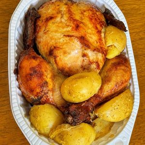 imagem do produto Frango Assado G (2,7kg a 3kg) + recheio de farofa