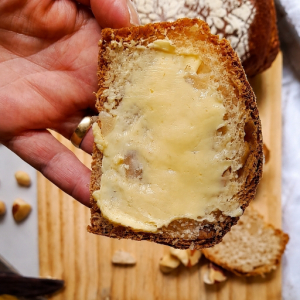 imagem do produto Pão semi integral castanha com cacau