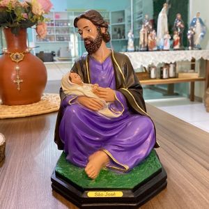 imagem do produto São José segurando Jesus 