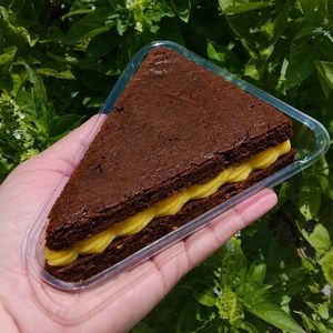 imagem do produto Fatia Brownie com maracujá.