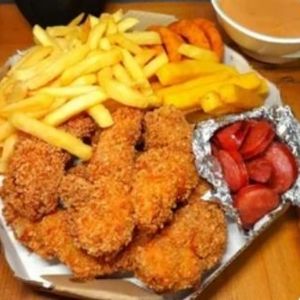 imagem do produto Frango frito  serve 3a 4 pessoas 