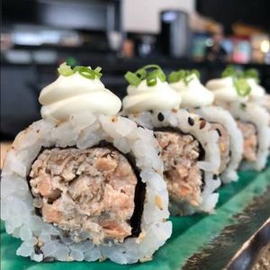 imagem do produto uramaki salmão grelhado