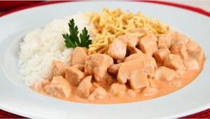 imagem do produto Strogonoff de Frango & Batata Palha (P)