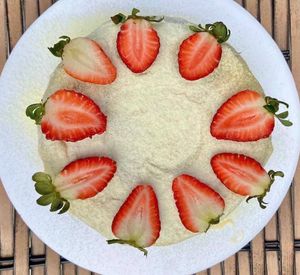 imagem do produto Vulcão Red Velvet c/ Morangos