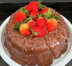 imagem do produto Vulcão Brigadeiro c/ Morango